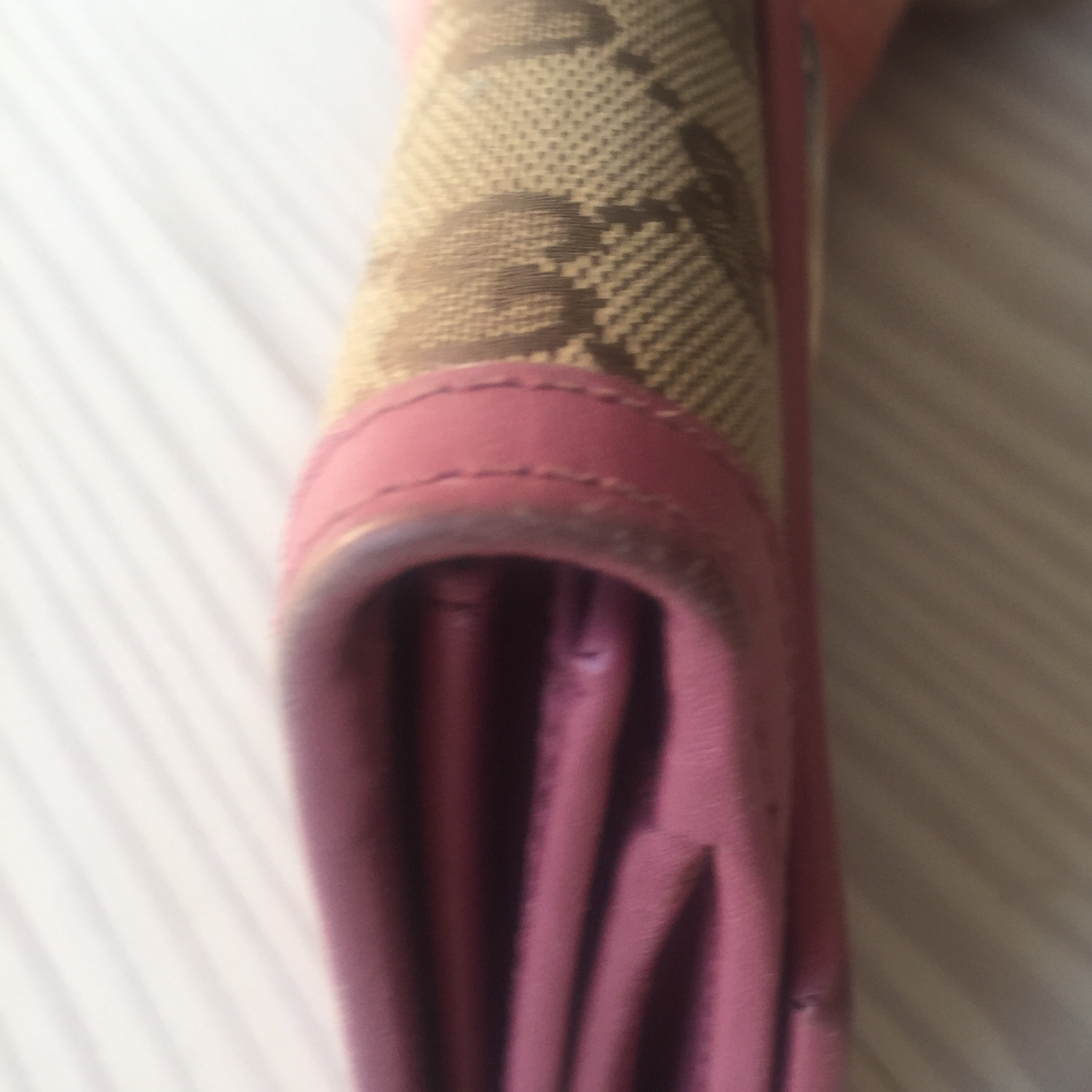 GUCCI Geldbeutel.