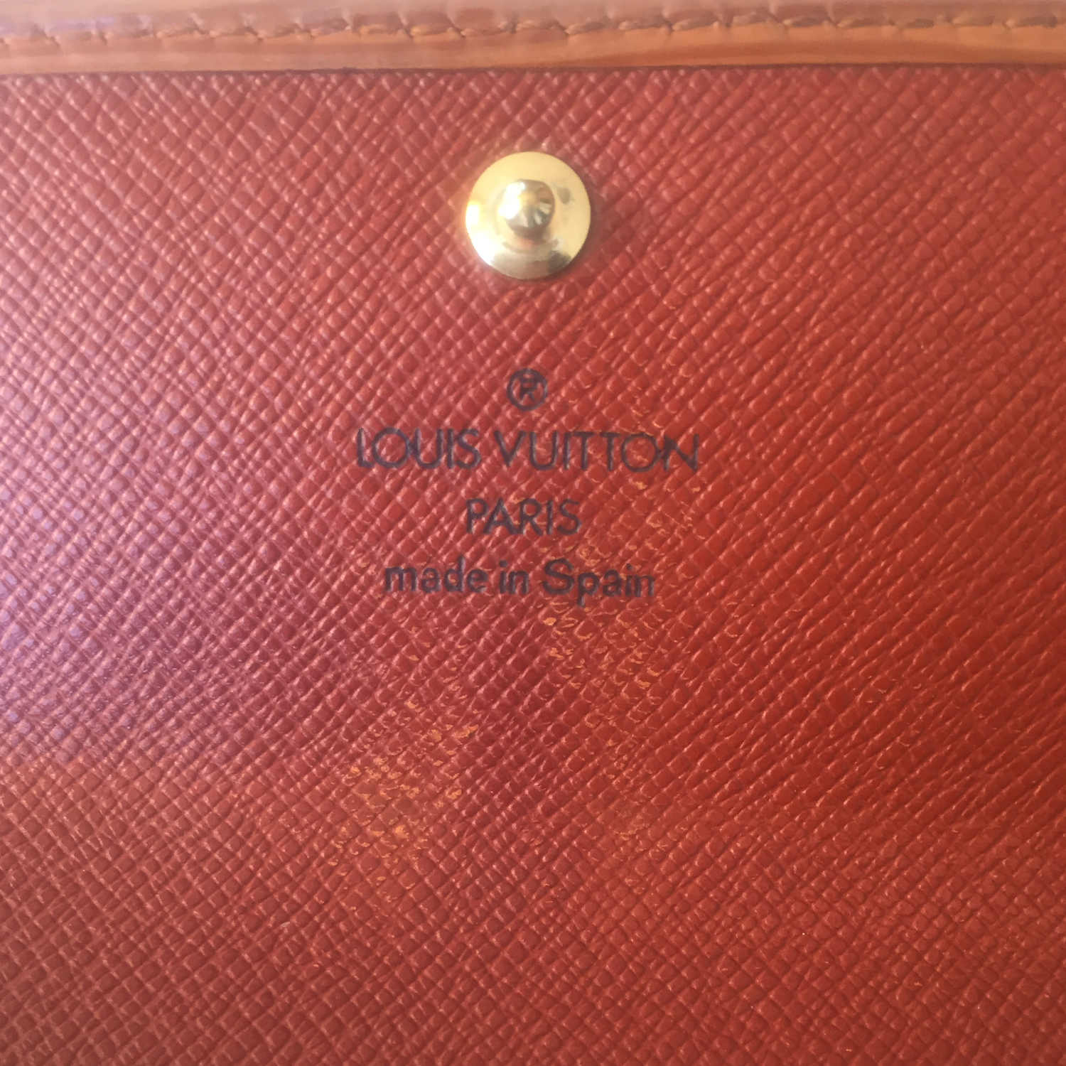 Louis Vuitton Epi Geldbörse aus Leder – Eleganz in zeitlosem Cognac.