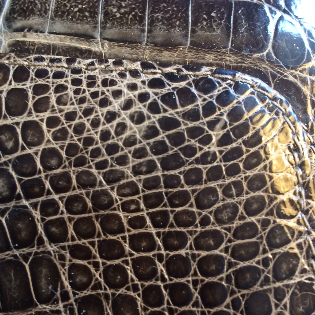 Kroko Handtasche Detail