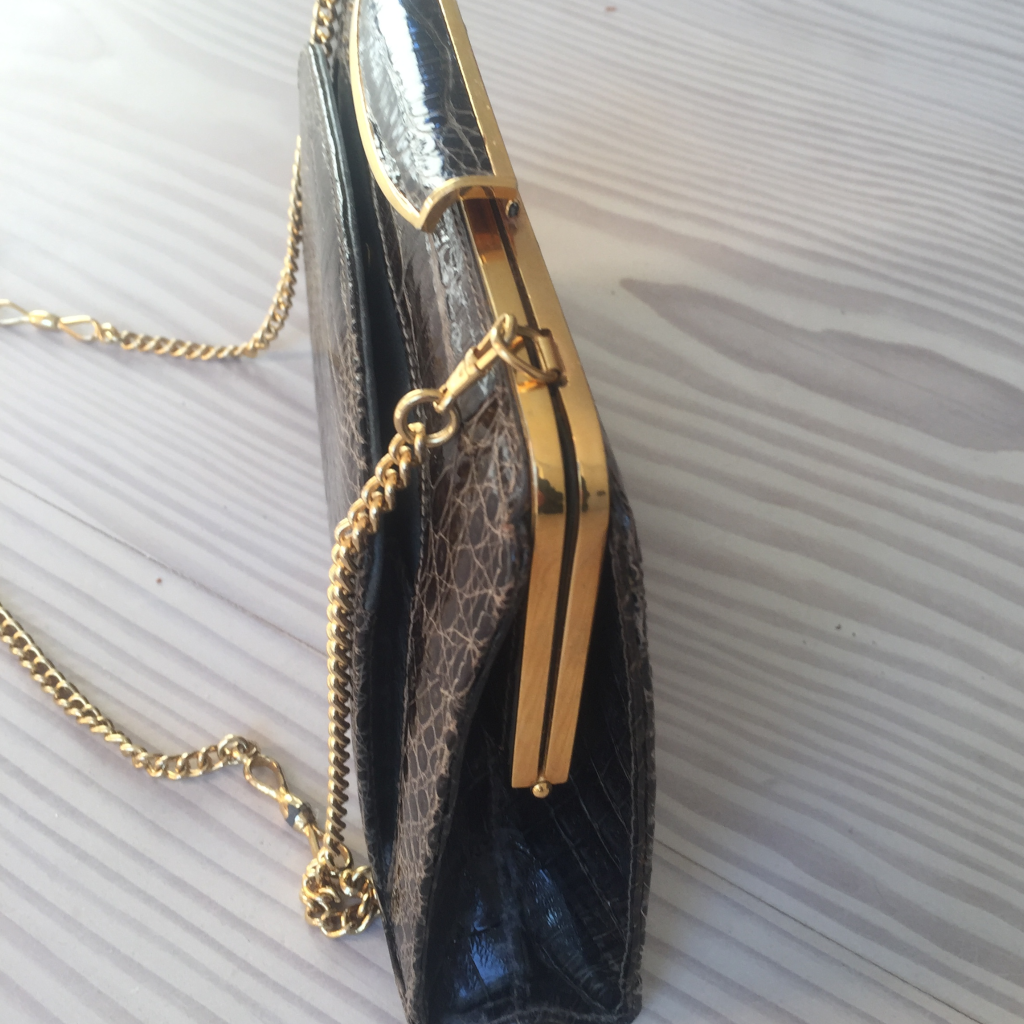 KroKohandtasche Verschluss