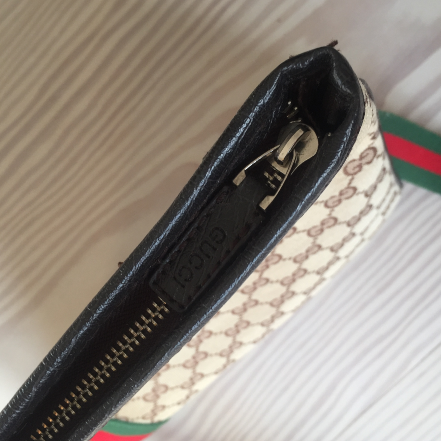 GUCCI "Sherry Line" Umhängetasche.