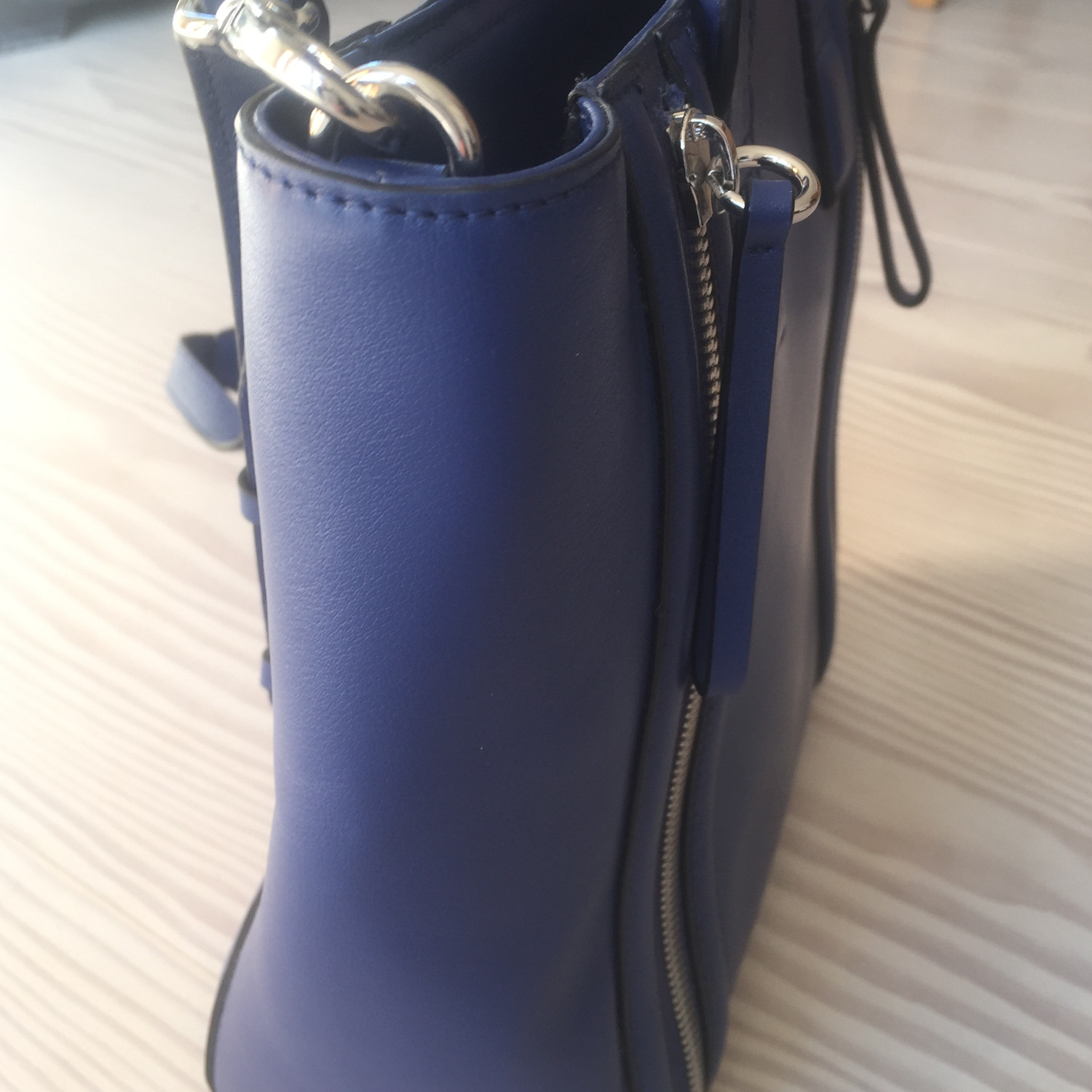 Karl Lagerfeld, Leder Shopper blau, Top Zustand.