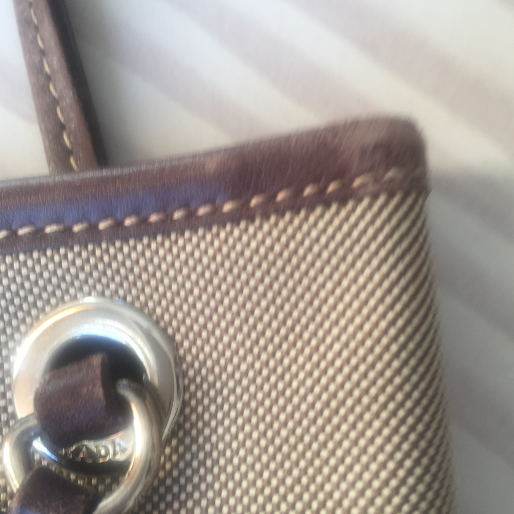 Prada Handtasche Besatzt Leder