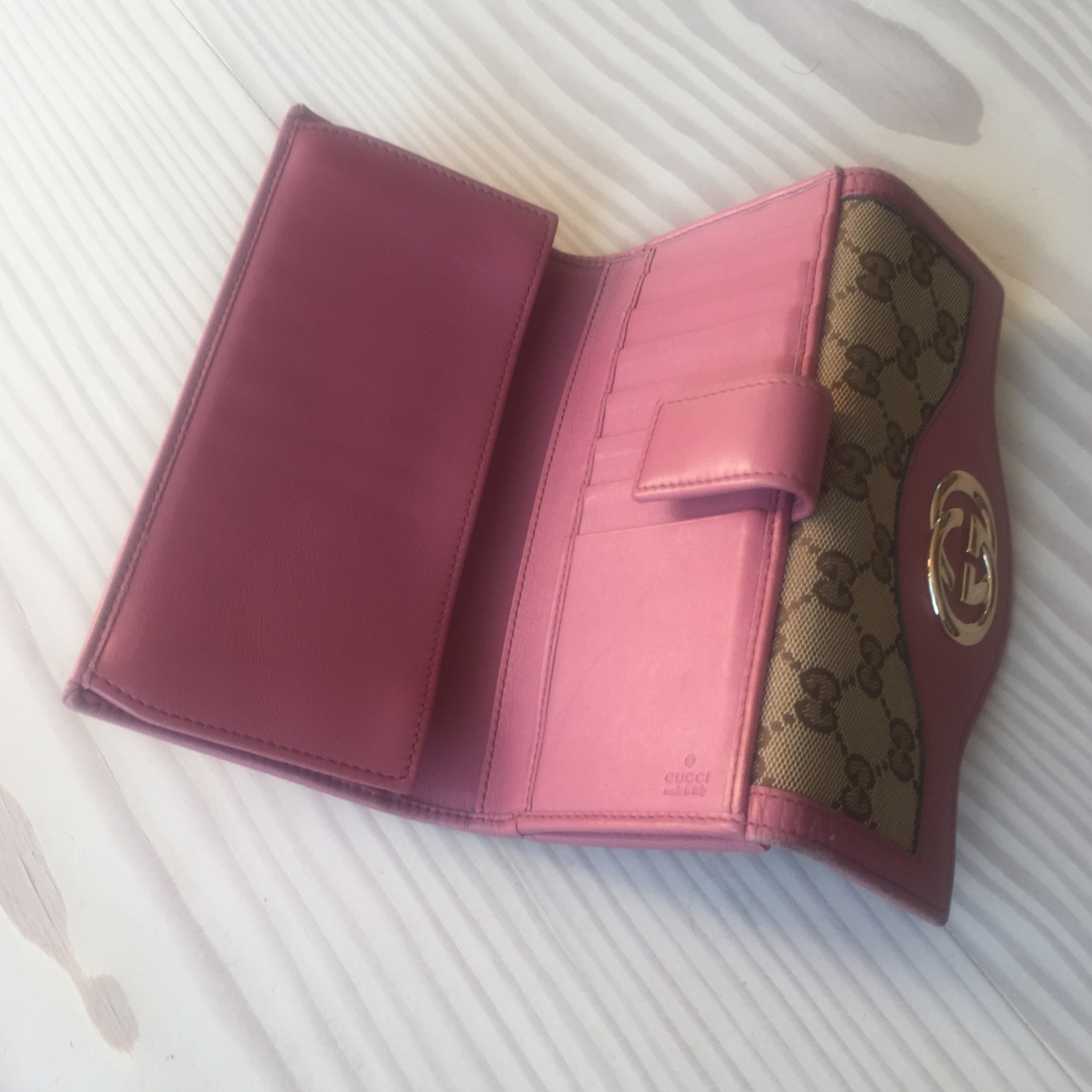 GUCCI Geldbeutel.