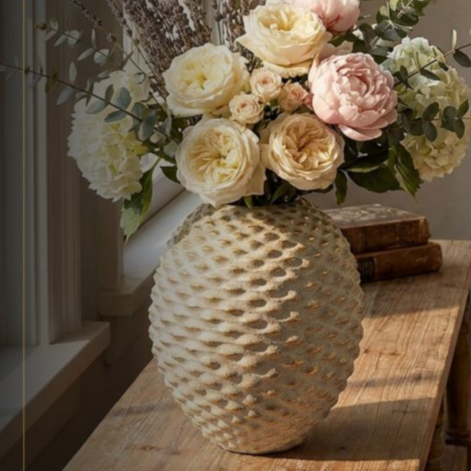 Vase Pepitas. Grau / Gold, Höhe 36cm.